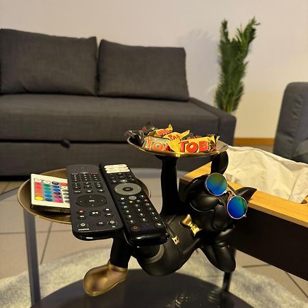 Appartement De Luxe Entierement Renove - Proche Aeroport De Bruxelles, Quartier Chic Eksteriør bilde